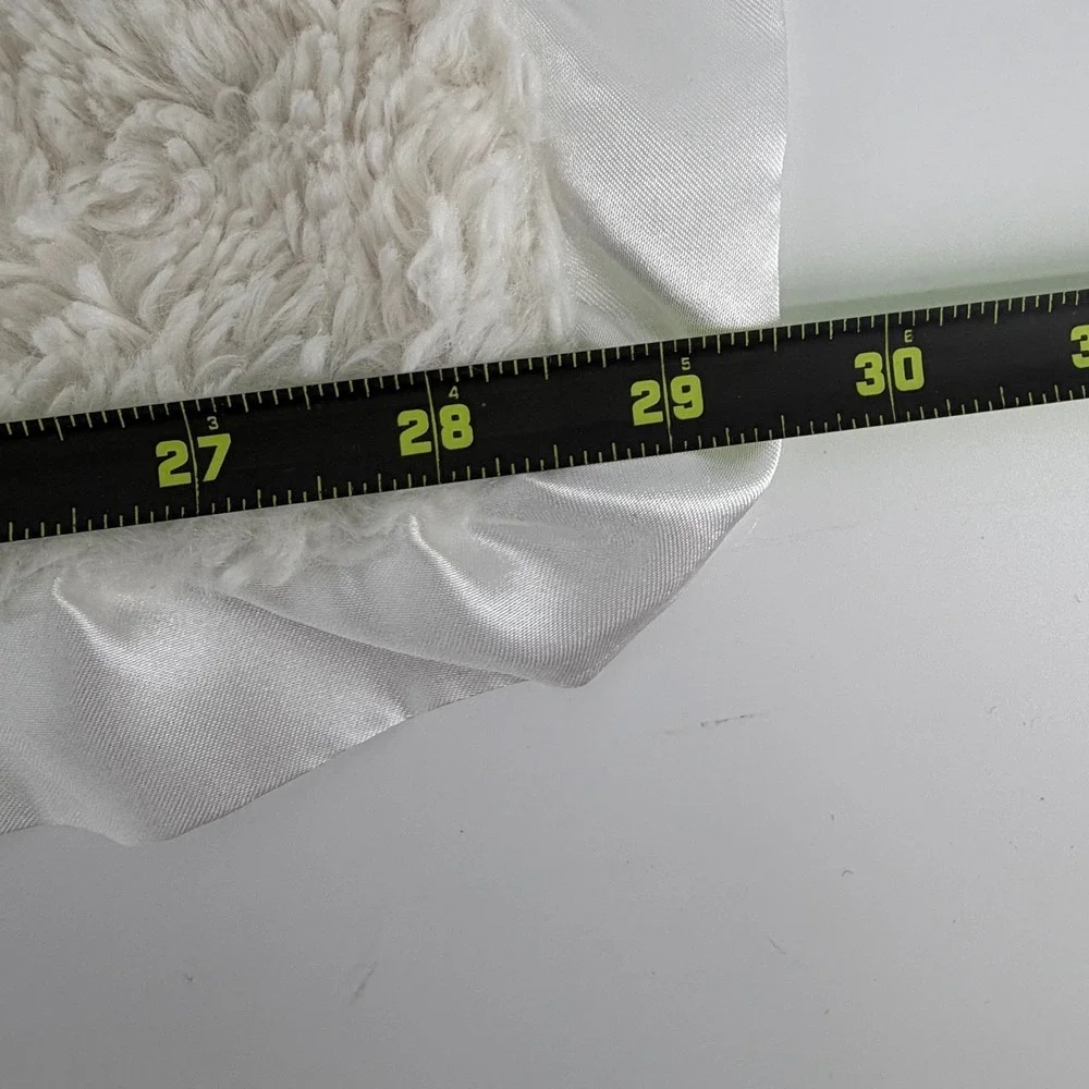 Parents Choice Cream Ivory Rosette Swirl Baby Blanket Satin Ruffle BGP260M200SI